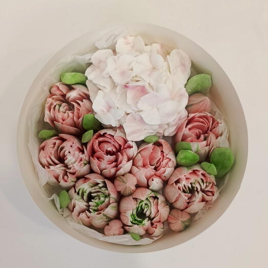 Коробочка тюльпанов с гортензией 🌸