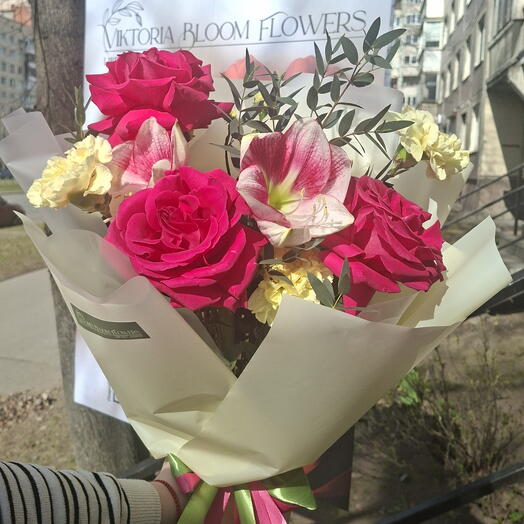 Роскошный авторский букет "Магия лета"