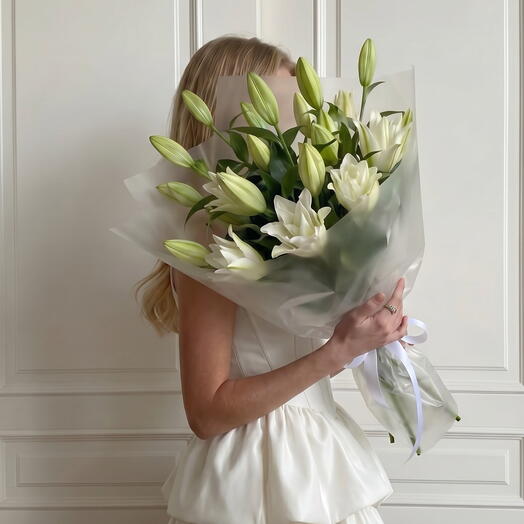 Монобукет из 5 кустовых пионовидных лилий от XOFLOWERS