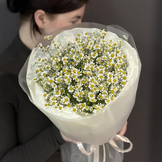 Букет из ароматных ромашек