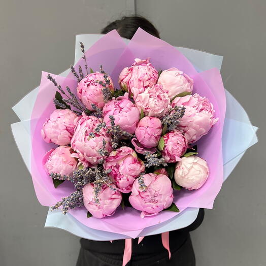 15 пионов Сара с ароматной лавандой 0006 peony