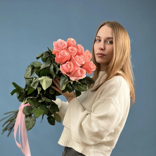 11 нежных роз 60 см💕