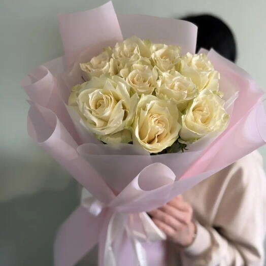 Букет из 9 белых кенийских роз🌸💕