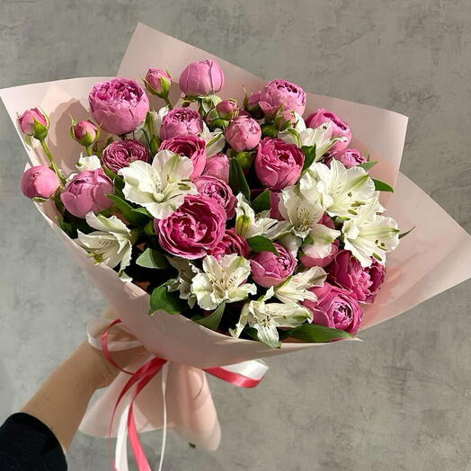 Букет кустовой пион.розы и альстромерии🌸🤍
