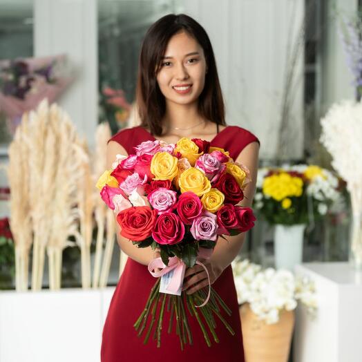 Букет из 35 микс голландских роз 50 см