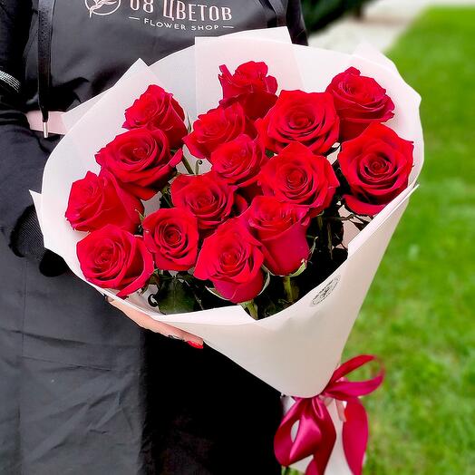 15 rosas rojas