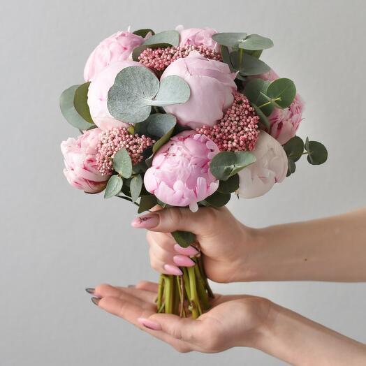 Ramo de novia rosa de peonías Sarah Bernard