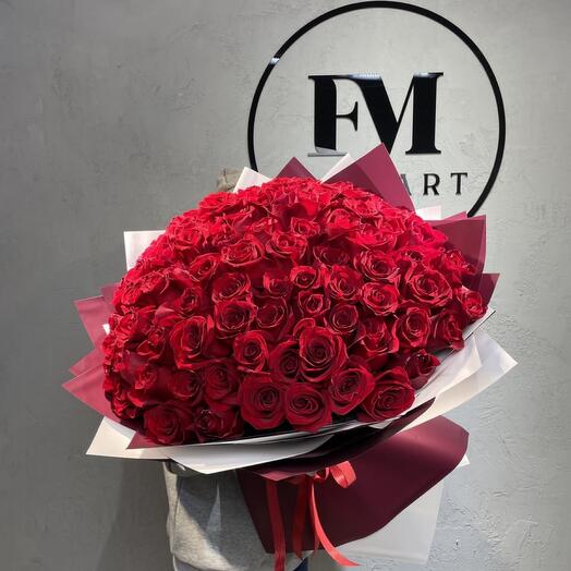 101 роза "Carmen"