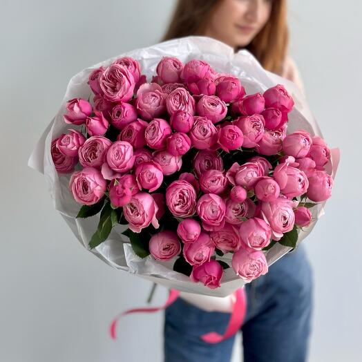 Bouquet of bush roses by Silva Pink