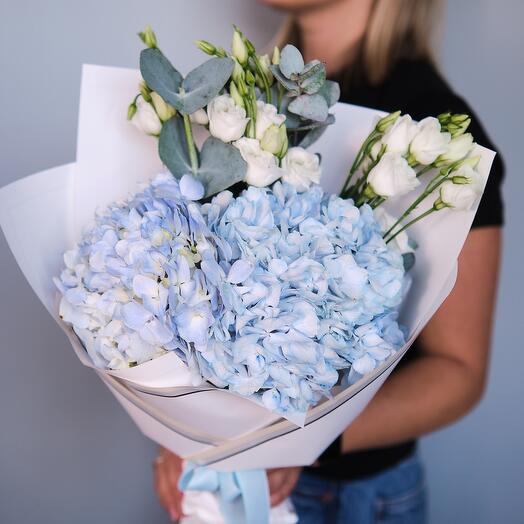 Ramo de Hortensia azul y eustoma