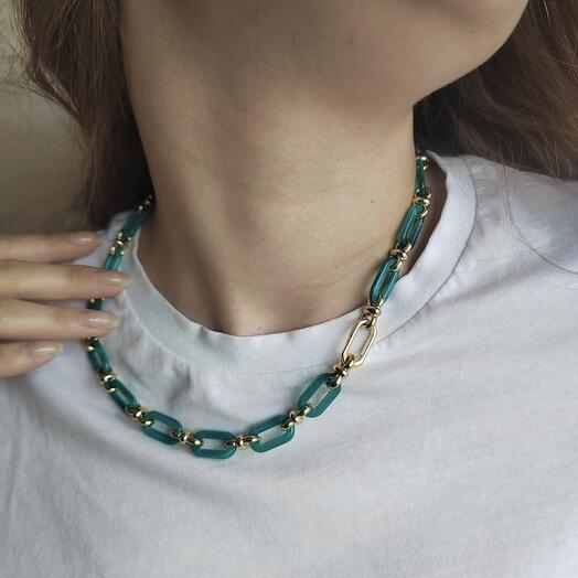 Крупная цепь из акрила