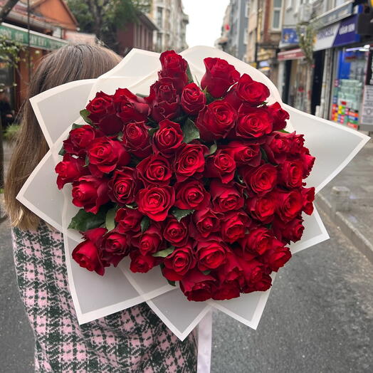 51 red Roses