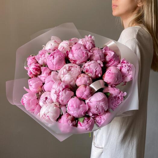 Пышный букет розовых пионов Veresk 193