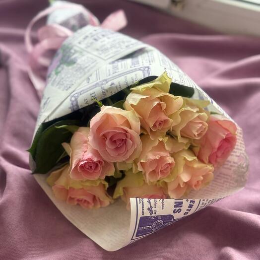 Bouquet of 9 roses