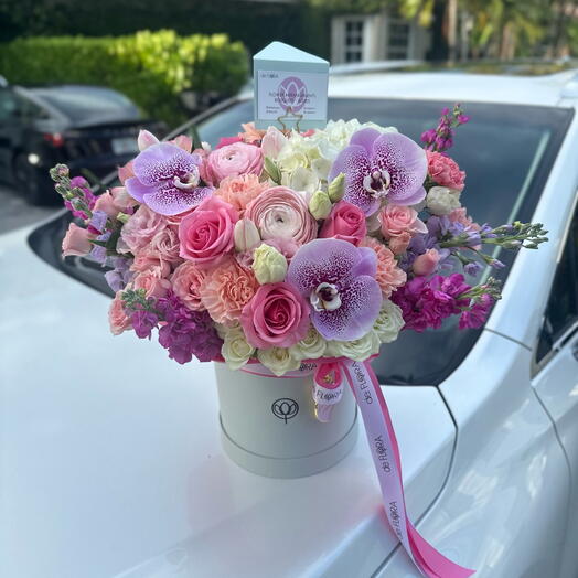 Mix Box With Orchids