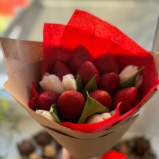 Bouquet of strawberries with tulips on March 8th