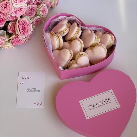 Подарочный набор пирожных макарон любимой девушке 💗