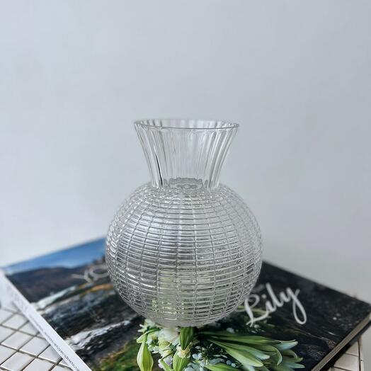 Стеклянная ваза