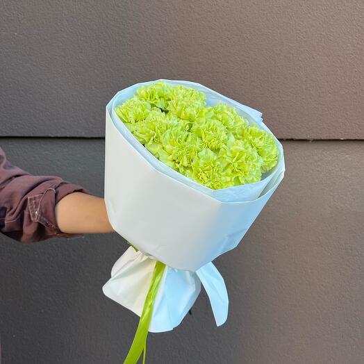 GREEN