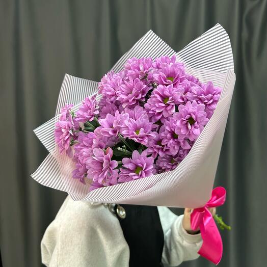 Monobucket of 5 lilac chrysanthemums