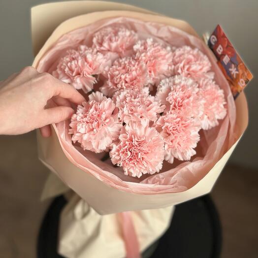 Нежный букет из диантусов