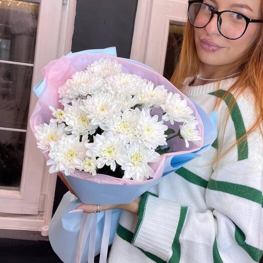 The bouquet is a compliment