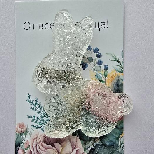 Брошь ручной работы "Зайчик"