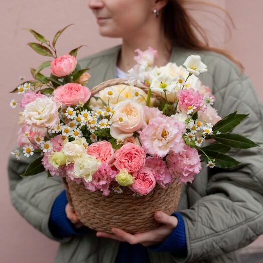 Корзина с цветами "Кейла"💕