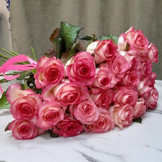 Букет из 25 роз