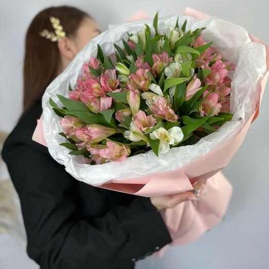 Микс нежных сортовых альстромерий