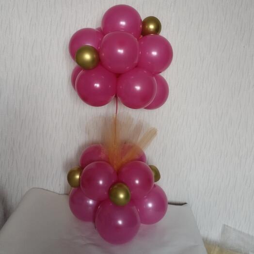 Fuchsia table decoration