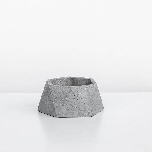 Concrete flower pot, бетонний квітковий горщик