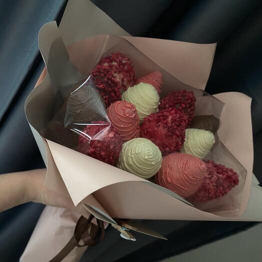 Букет клубничный 15 шт