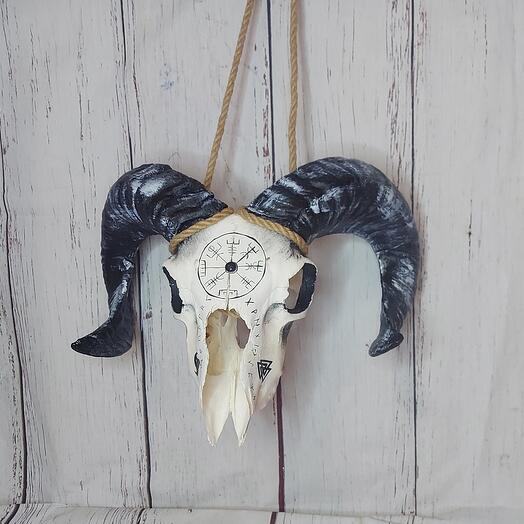 Череп барана -Викинг