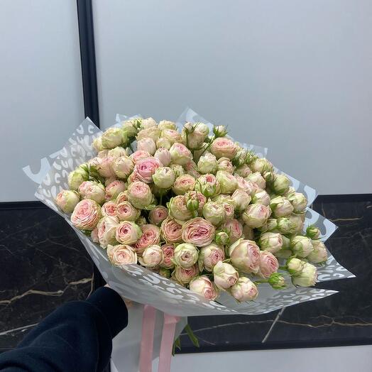 31 пионовидная Роза