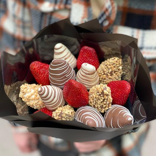 Букет из клубники в шоколаде ♥️ недорогой