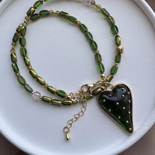 Колье «Green клубничка»