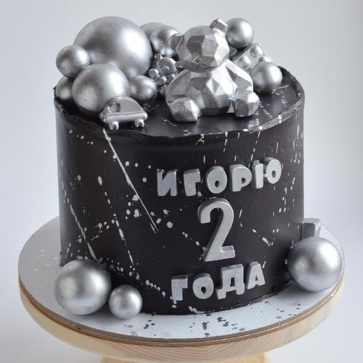 Торт детский от 1,5кг с именем черный с серебром, с мишкой и шарами