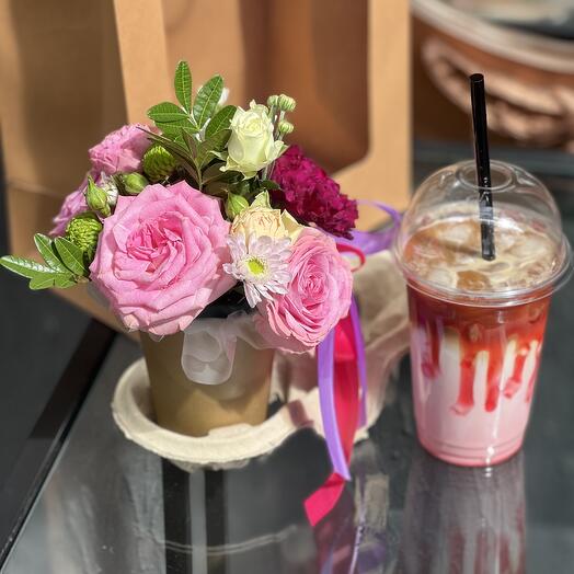 Цветы и кофе