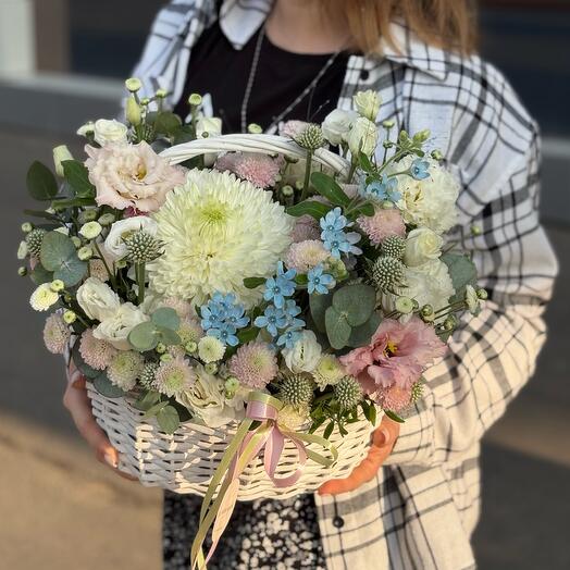 Корзина с цветами «Летний Вечер»