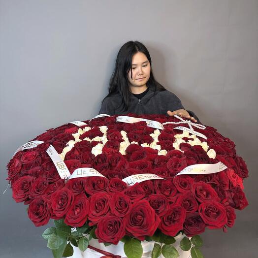 Большая коробка роз