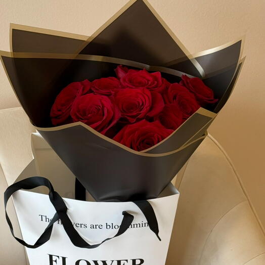 Дюжина троянд