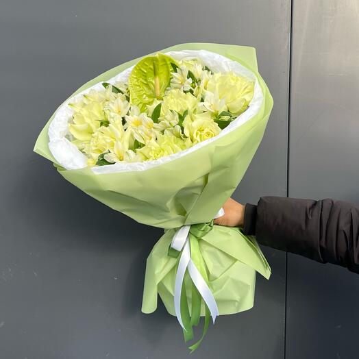 Букет из французских роз и Альстромерий💚