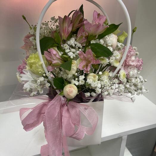 Композиция в розовой сумочке