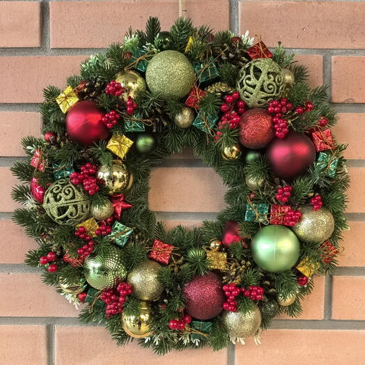 Новогодний венок красный