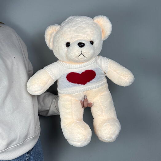 Медвежонок в свитере