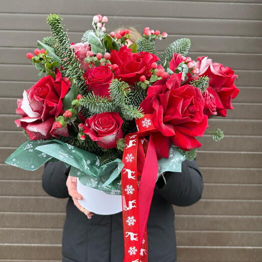 Яркая, новогодняя композиция