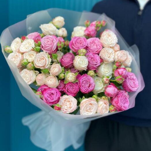 Кустовые пионовидные розы 15шт