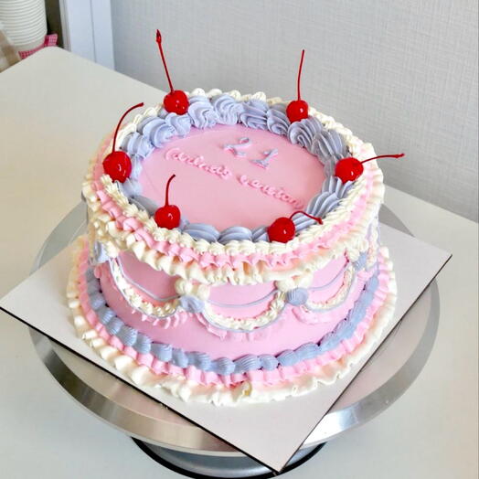 Торт 2кг в стиле ламбет с вишнями и надписью на день рождения
