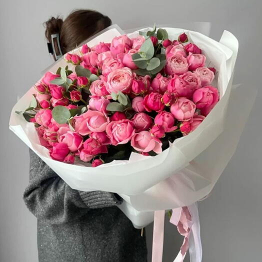 Нежный букет роз ко Дню Святого Валентина